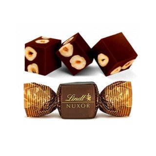 BOMBÓN LINDT NUXOR NEGRO